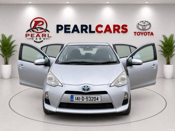 Toyota Aqua Hatchback, Petrol Hybrid, 2014, Silver