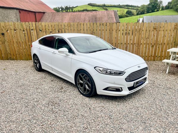 Ford Mondeo Hatchback, Diesel, 2018, White