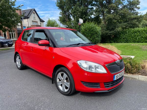 Skoda Fabia Hatchback, Petrol, 2015, Red