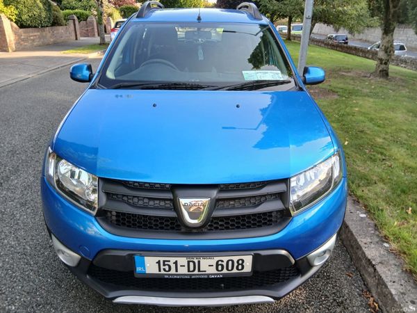 Dacia Sandero Stepway Hatchback, Diesel, 2015, Blue