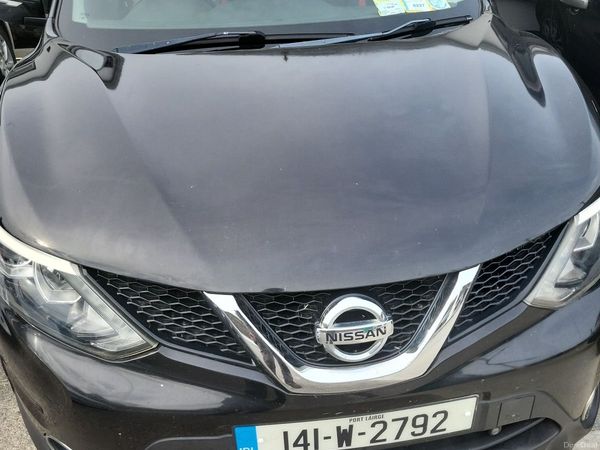 Nissan Qashqai Hatchback, Diesel, 2014, Black