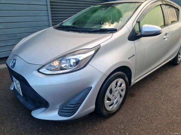 Toyota Aqua Hatchback, Petrol Hybrid, 2019, Silver