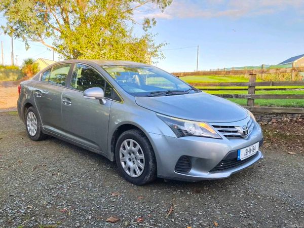 Toyota Avensis Saloon, Diesel, 2013, Grey