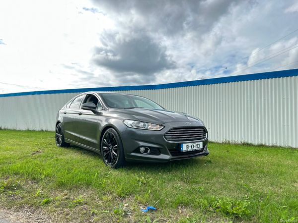 Ford Mondeo Hatchback, Diesel, 2019, Grey
