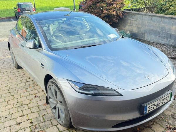 Tesla Model 3 Saloon, Electric, 2025, Grey