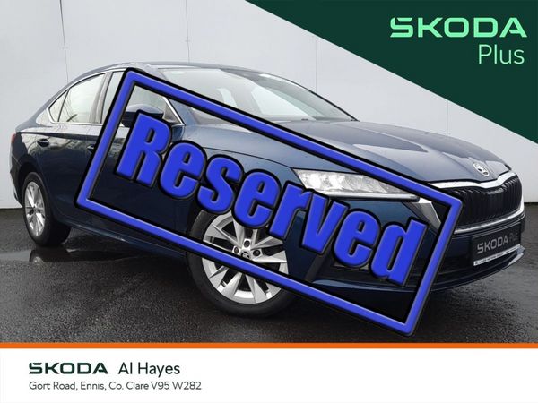 Skoda Octavia Saloon, Petrol, 2021, Blue