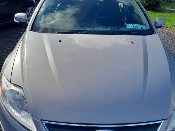 Ford Mondeo Saloon, Diesel, 2012, Grey