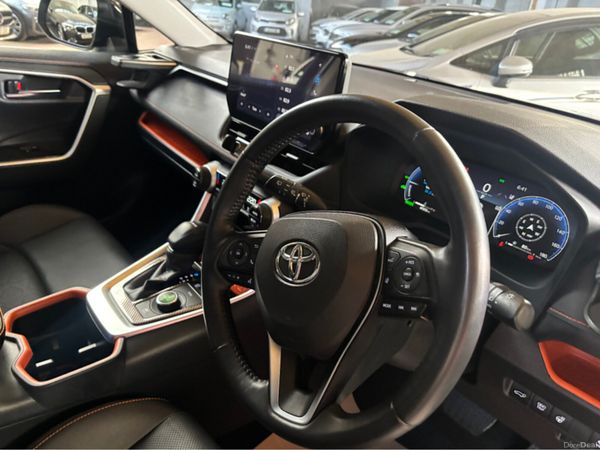 Toyota RAV4 SUV, Petrol Hybrid, 2023, Black