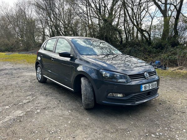 Volkswagen Polo Hatchback, Petrol, 2016, Grey