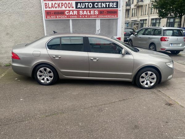 Skoda Superb Saloon, Diesel, 2013, Beige