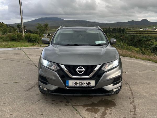 Nissan Qashqai MPV, Diesel, 2019, Grey