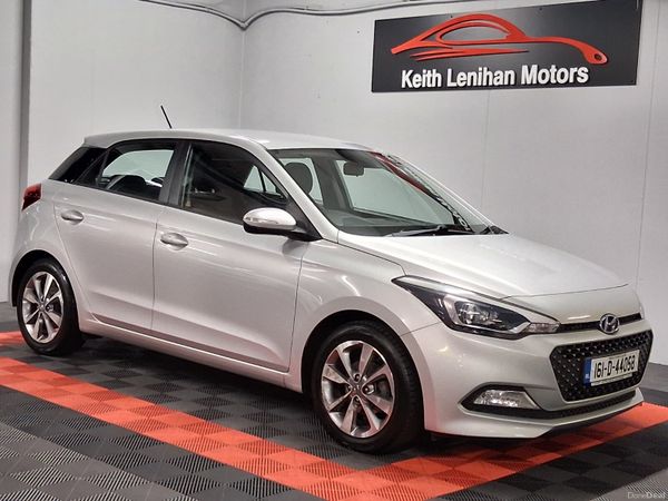 Hyundai i20 Hatchback, Petrol, 2016, Silver