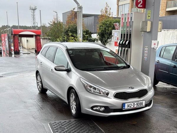 Kia Ceed Estate/Jeep, Diesel, 2014, Silver
