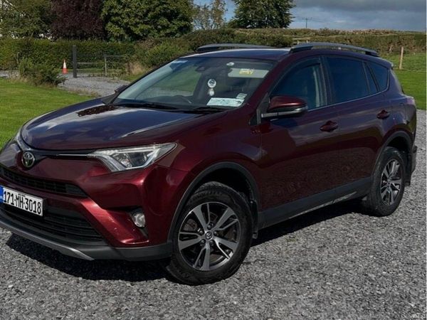 Toyota RAV4 SUV, Diesel, 2017, Red