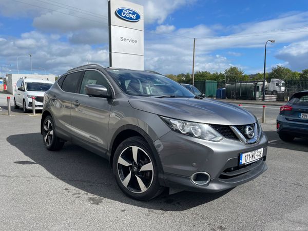 Nissan Qashqai SUV, Diesel, 2017, Grey