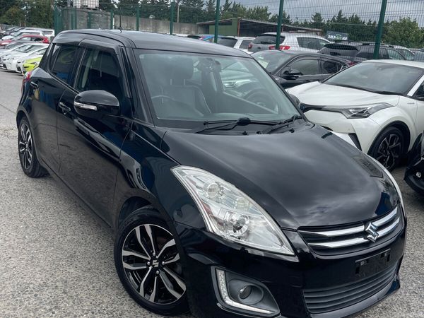 Suzuki Swift Hatchback, Petrol, 2015, Black