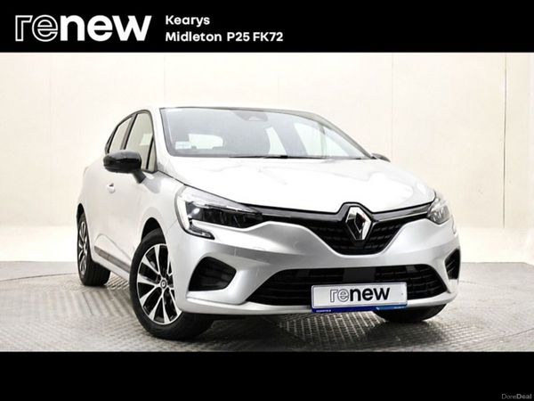 Renault Clio Hatchback, Petrol, 2023, Silver