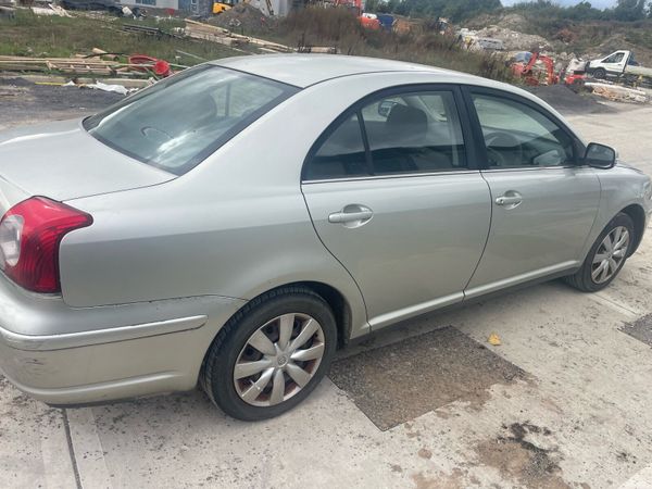 Toyota Avensis Saloon, Petrol, 2007, Silver