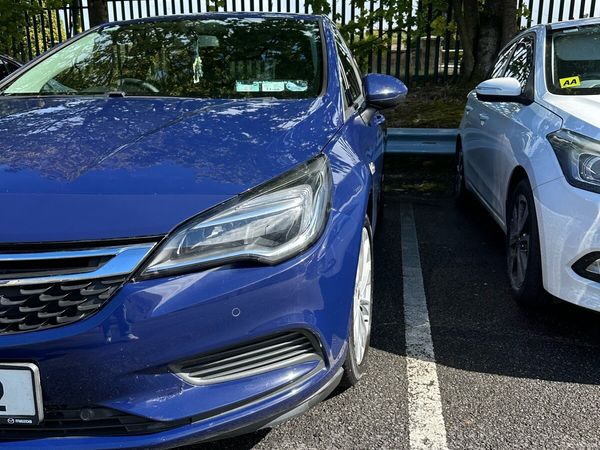 Opel Astra Hatchback, Diesel, 2016, Blue