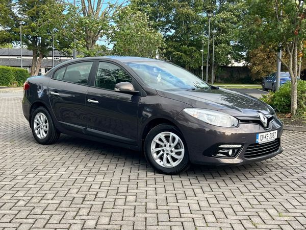 Renault Fluence Saloon, Diesel, 2013, Brown