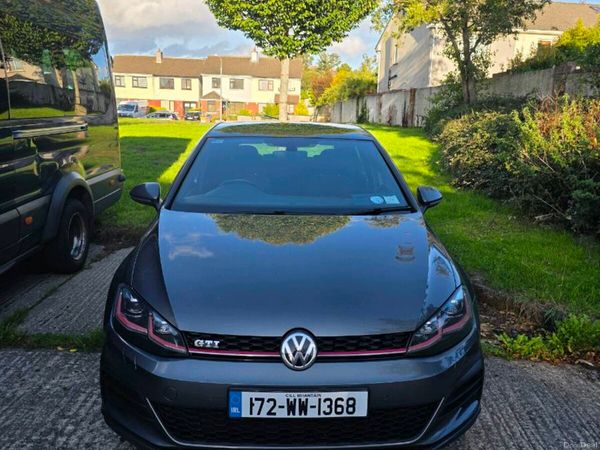 Volkswagen Golf Hatchback, Petrol, 2017, Grey
