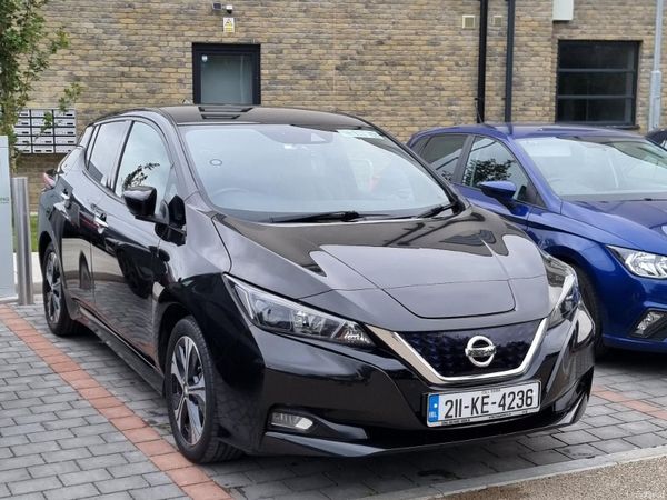 Nissan Leaf Hatchback, Electric, 2021, Black