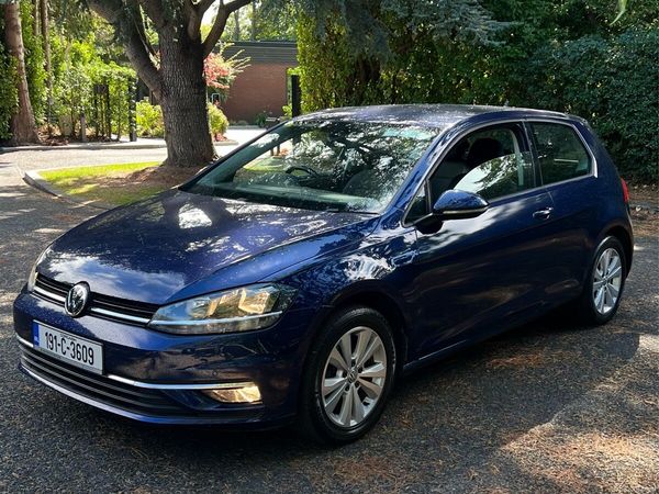 Volkswagen Golf Estate, Petrol, 2019, Blue