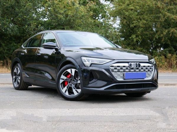Audi Q8 e-tron SUV, Electric, 2023, Black