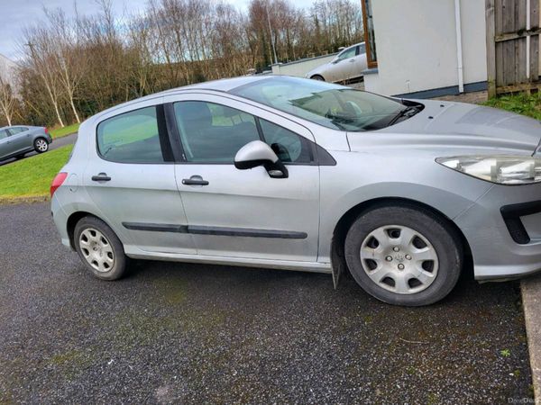 Peugeot 308 Hatchback, Diesel, 2011, Grey