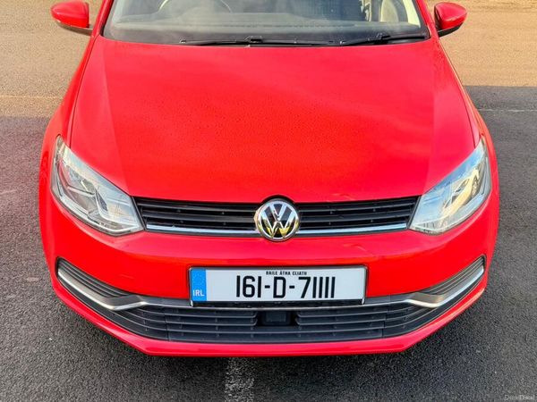 Volkswagen Polo Hatchback, Petrol, 2016, Red