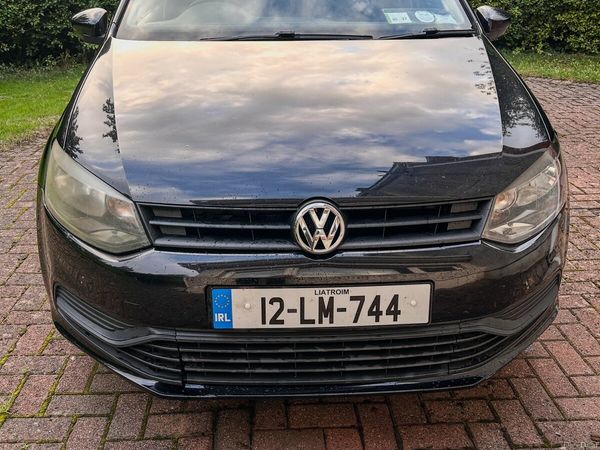 Volkswagen Polo Hatchback, Petrol, 2012, Black