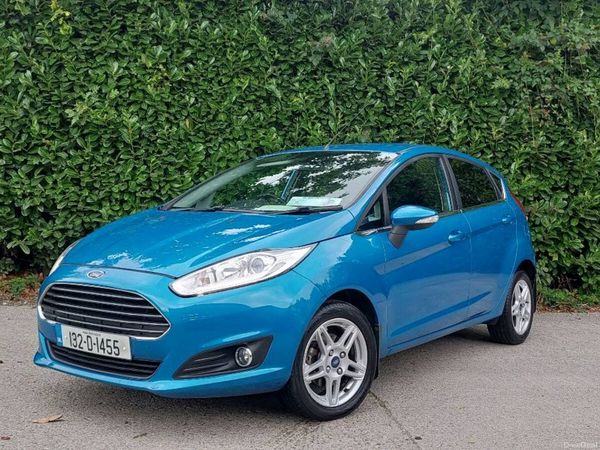 Ford Fiesta Hatchback, Petrol, 2013, Blue