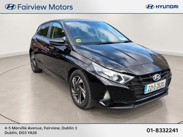 Hyundai i20 Hatchback, Petrol, 2022, Black