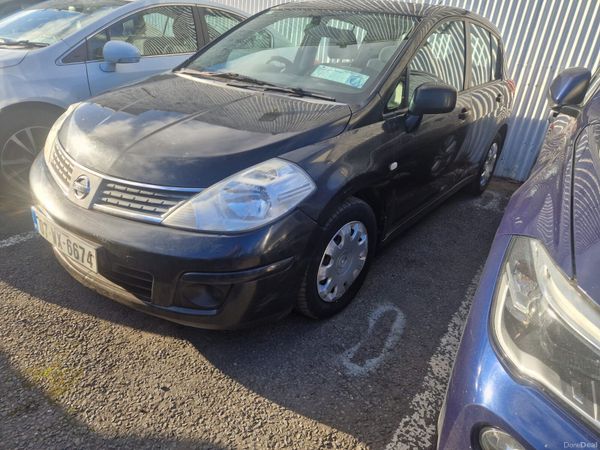 Nissan Tiida Hatchback, Petrol, 2007, Black