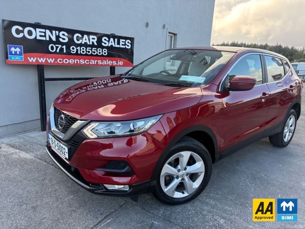 Nissan Qashqai Hatchback, Diesel, 2019, Red
