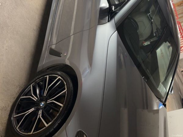 BMW 5-Series Saloon, Petrol Plug-in Hybrid, 2017, Blue