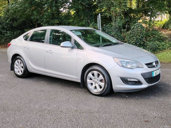Opel Astra Saloon, Diesel, 2016, Silver