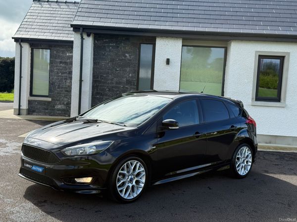 Ford Focus Hatchback, Diesel, 2017, Black