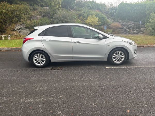 Hyundai i30 Hatchback, Diesel, 2014, Silver