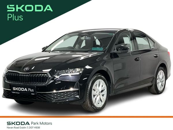 Skoda Octavia Saloon, Petrol, 2026, Black