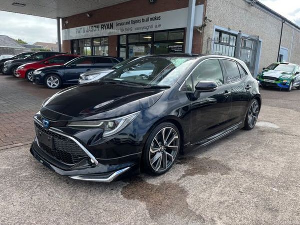 Toyota Corolla Hatchback, Petrol Hybrid, 2021, Black