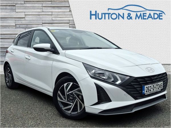 Hyundai i20 Hatchback, Petrol, 2026, White