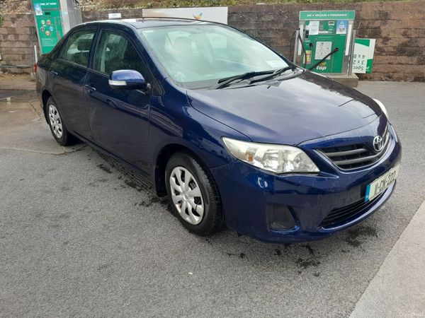 Toyota Corolla Saloon, Petrol, 2011, Blue