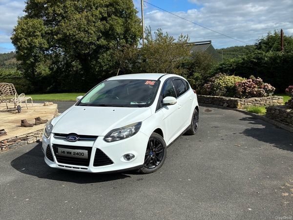 Ford Focus Hatchback, Diesel, 2014, White