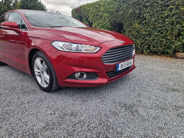 Ford Mondeo Hatchback, Diesel, 2018, Red