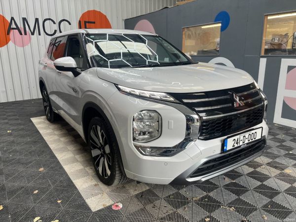Mitsubishi Outlander SUV, Petrol Plug-in Hybrid, 2024, White