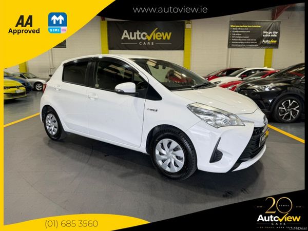 Toyota Vitz Hatchback, Petrol, 2019, White