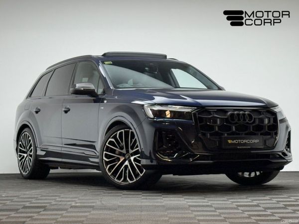 Audi Q7 SUV, Petrol Plug-in Hybrid, 2025, Blue