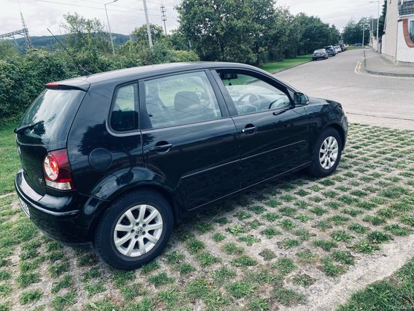 Volkswagen Polo Hatchback, Petrol, 2007, Black