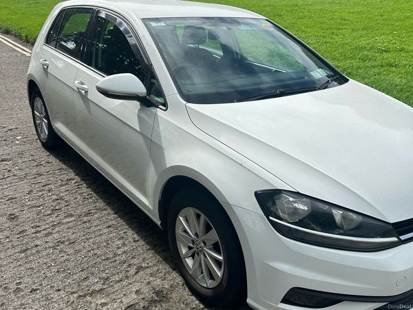 Volkswagen Golf Estate, Petrol, 2017, White